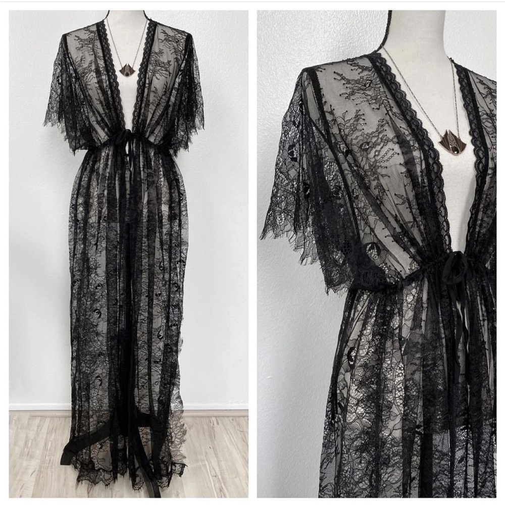 Lace Robe/Duster M/L
